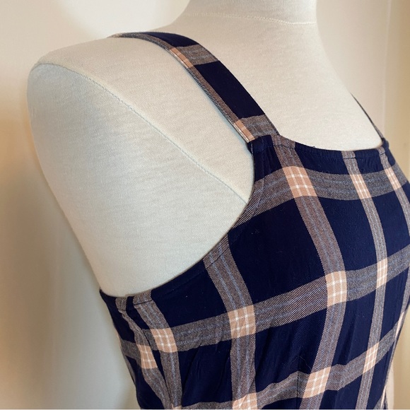 American Eagle plaid “overall” style dress with pockets, size Small - Picture 4 of 13